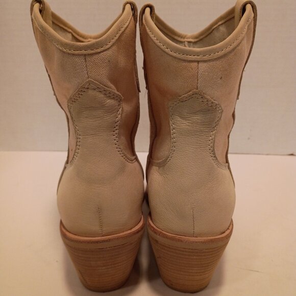 DOLCE VITA "Nashe" Women's Size 8.5 Vanilla Nubuck Western-Style Ankle Booties - Picture 10 of 12